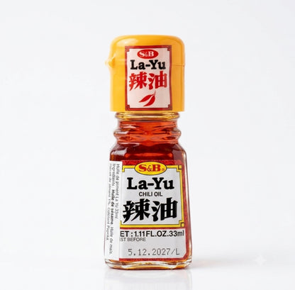 Huile de Sésame Pimentée La Yu 33ml — S&B